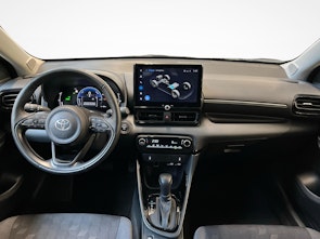 Vehicle image TOYOTA Yaris 1.5 VVT-i HSD Trend