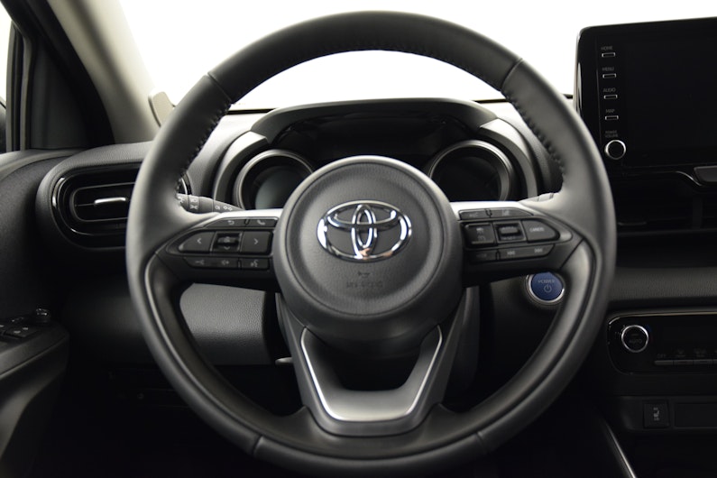 Vehicle image TOYOTA YARIS