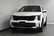 First vehicle image