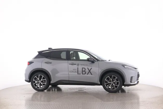 Lexus LBX 1.5 Hybrid Emotion