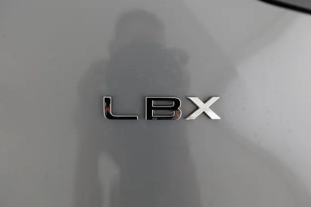 Lexus LBX 1.5 Hybrid Emotion