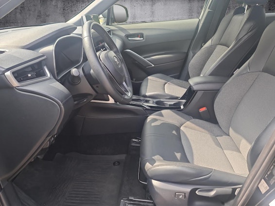 Vehicle image 3 Vehicle image 3