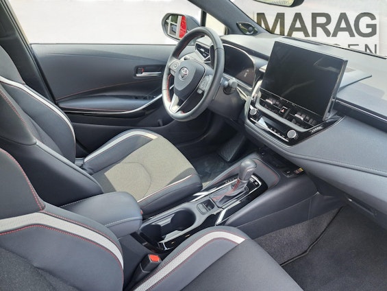 Vehicle image 8 Vehicle image 8