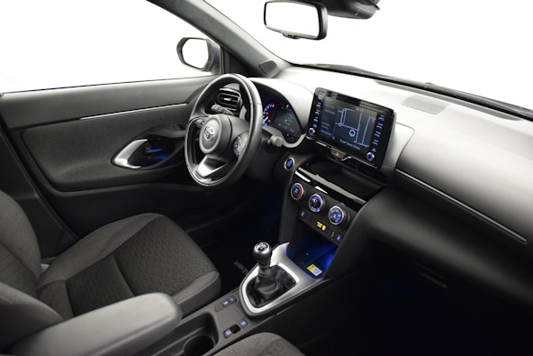 Vehicle image 11