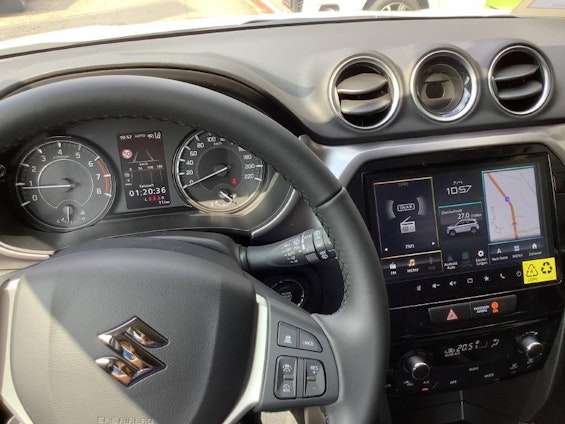 Vehicle image 3