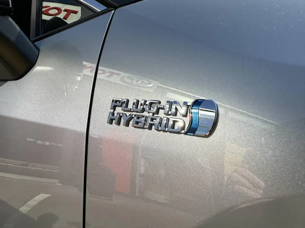 Toyota RAV4 2.5 Plug-In-Hybrid Platinum