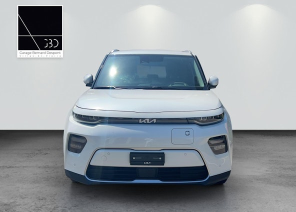 Vehicle image 2 Vehicle image 2