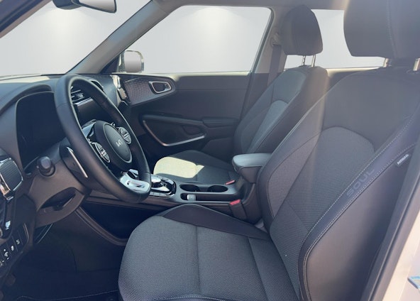 Vehicle image 5 Vehicle image 5