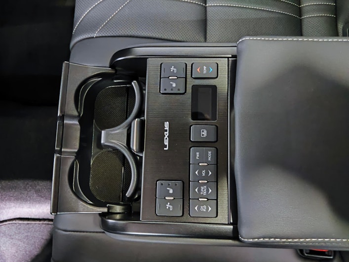 Vehicle image LEXUS ES