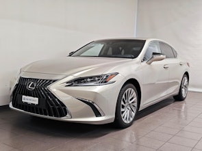 Vehicle image LEXUS ES 300h Excellence