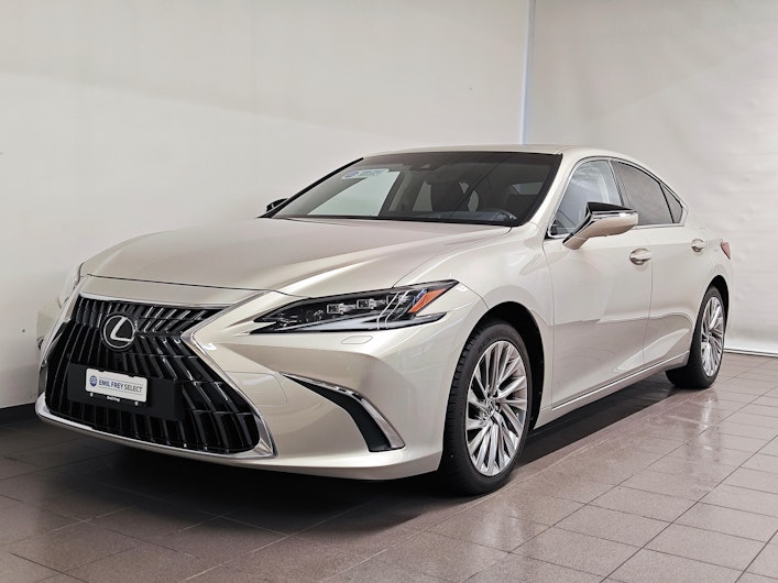 Vehicle image LEXUS ES
