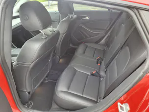 Mercedes-Benz CLA 250 Urban 4m Shooting Brake