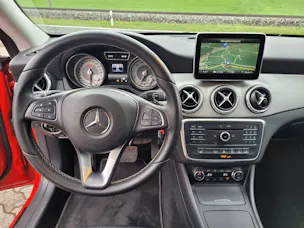 Mercedes-Benz CLA 250 Urban 4m Shooting Brake