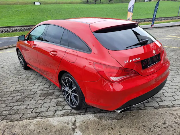Mercedes-Benz CLA 250 Urban 4m Shooting Brake