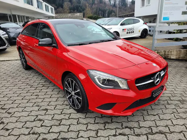 Mercedes-Benz CLA 250 Urban 4m Shooting Brake