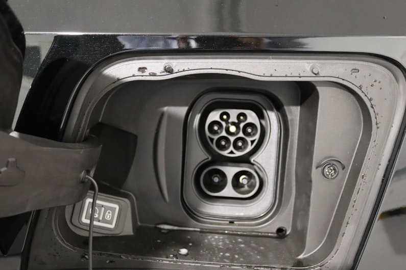 Vehicle image OPEL MOKKA