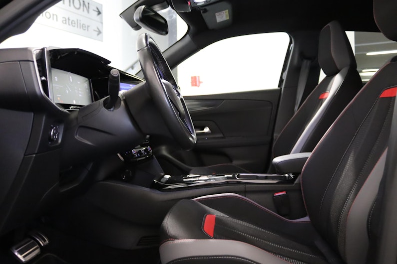 Vehicle image OPEL MOKKA