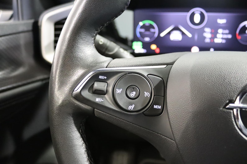 Vehicle image OPEL MOKKA