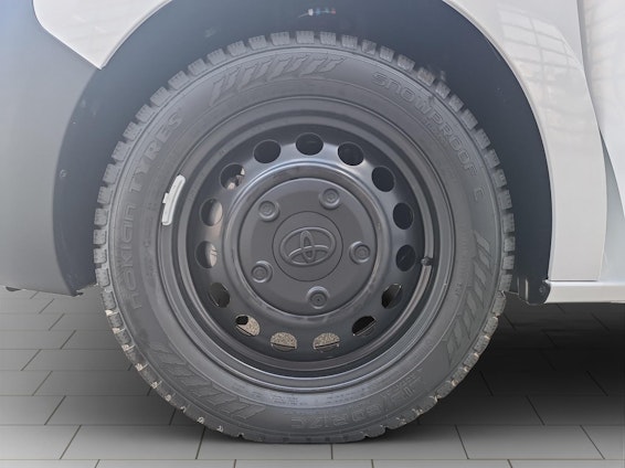 Vehicle image 14 Vehicle image 14