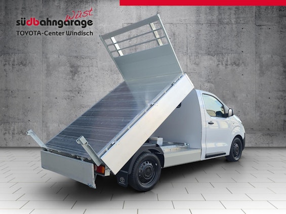 Vehicle image 12 Vehicle image 12