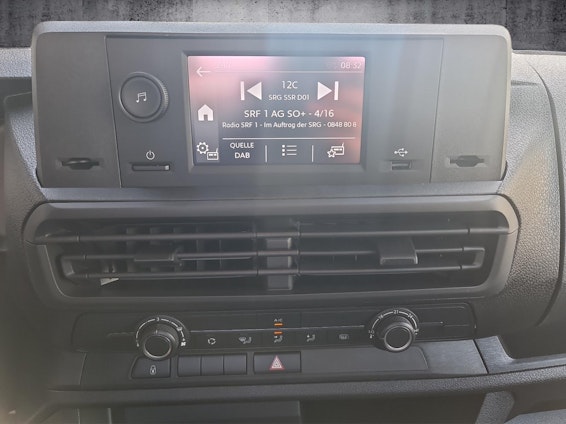 Vehicle image 8 Vehicle image 8