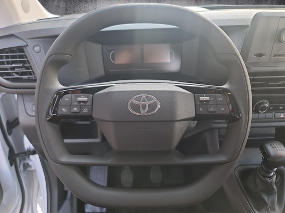 Vehicle image 5 Vehicle image 5