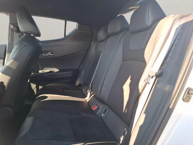 Toyota C-HR 2.0 VVTi HSD Move