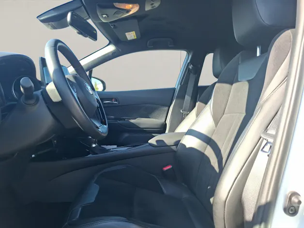 Toyota C-HR 2.0 VVTi HSD Move