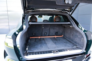 Vehicle image ASTON MARTIN DBX 707 4.0 V8 Bi-Turbo