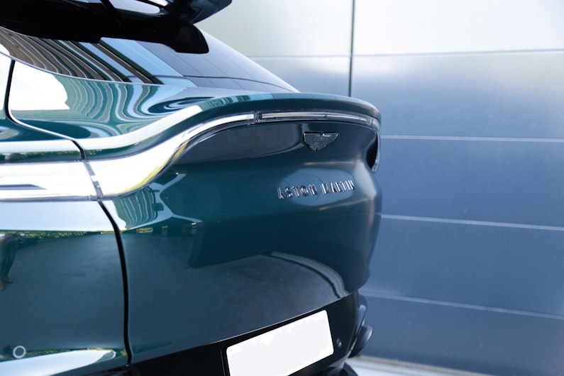 Vehicle image ASTON MARTIN DBX