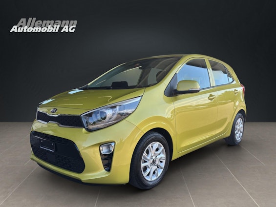 First vehicle image