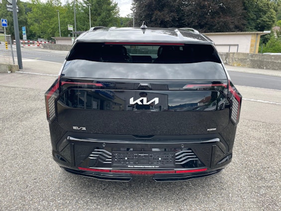 Vehicle image 3 Vehicle image 3