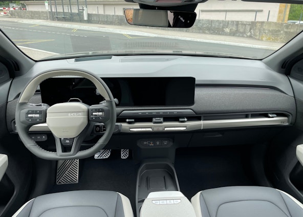 Vehicle image 8 Vehicle image 8