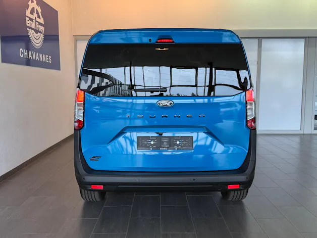 Ford E-Tourneo Courier Active