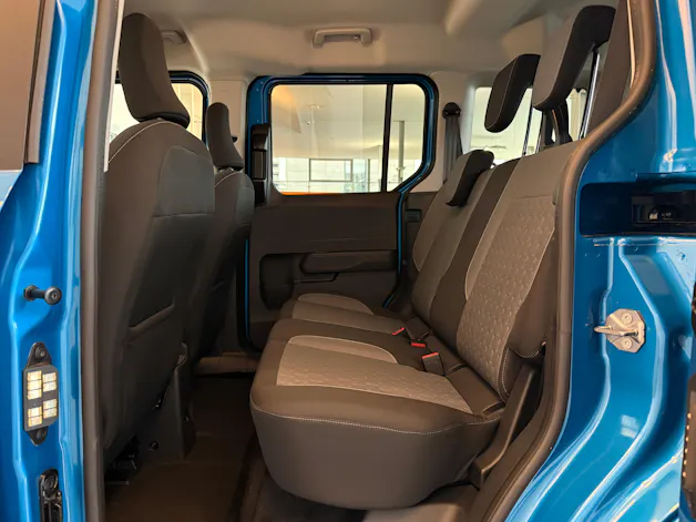 Ford E-Tourneo Courier Active