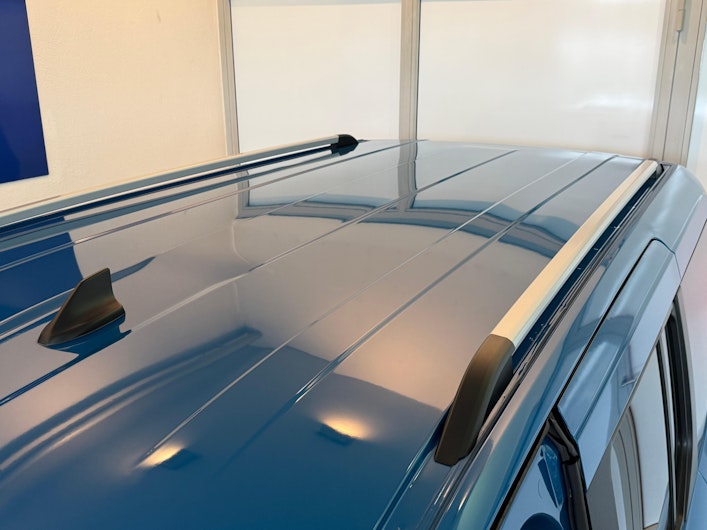 Vehicle image FORD COURIER