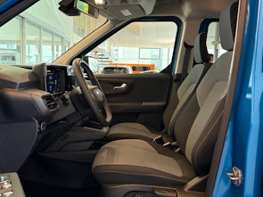 Vehicle image FORD E-Tourneo Courier Titanium