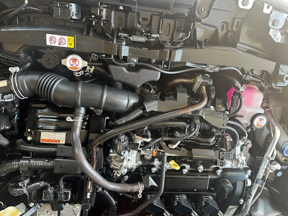 Vehicle image 12