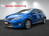 First vehicle image