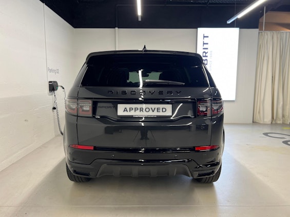 Vehicle image 8