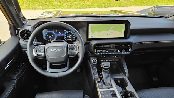 Vehicle image 13