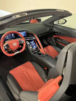 MG Cyberster 77kWh 4WD