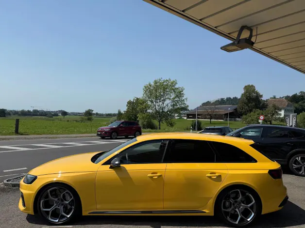 Audi RS4 Avant 25 year edition quattro tiptronic