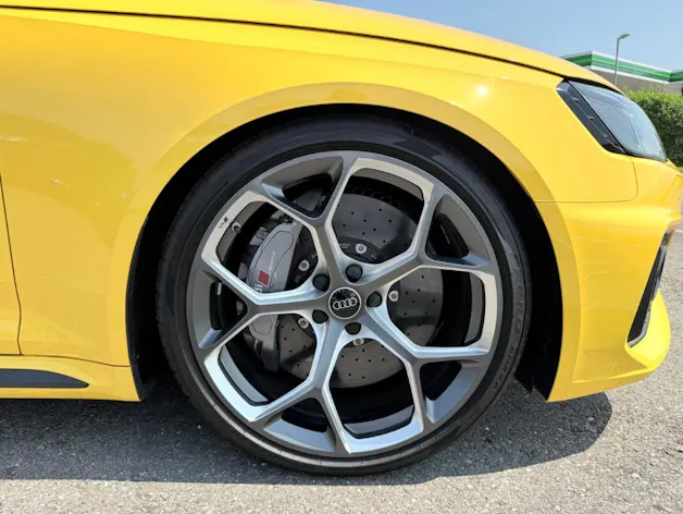 Audi RS4 Avant 25 year edition quattro tiptronic