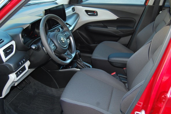 Vehicle image 14