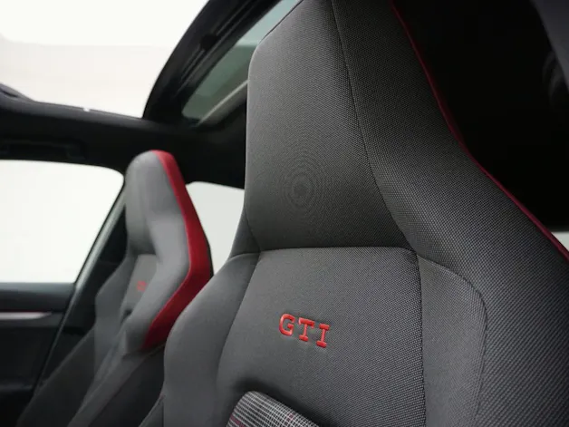 VW Golf 8.5 2.0 TSI DSG GTI Black Style (2025)