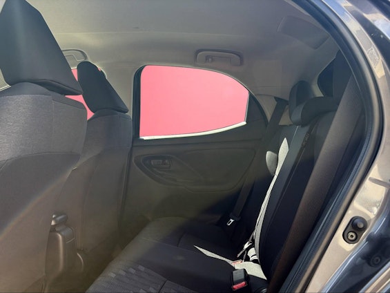 Vehicle image 11 Vehicle image 11