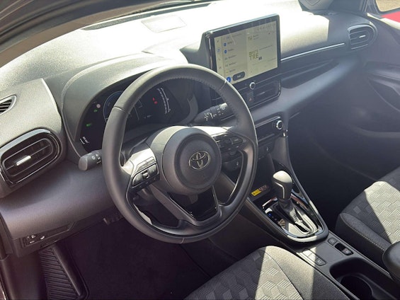 Vehicle image 9 Vehicle image 9