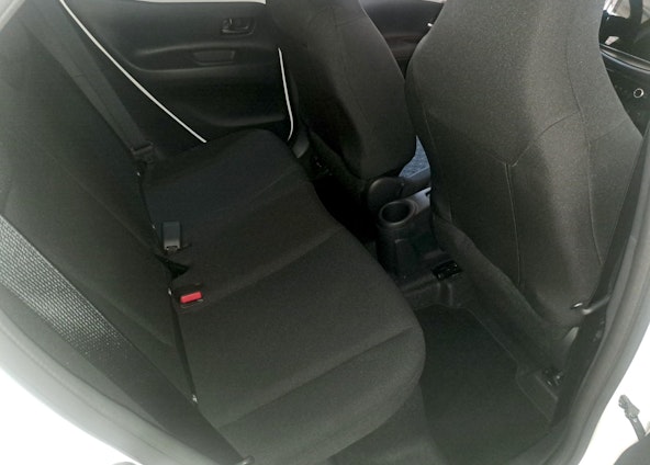 Vehicle image 10 Vehicle image 10