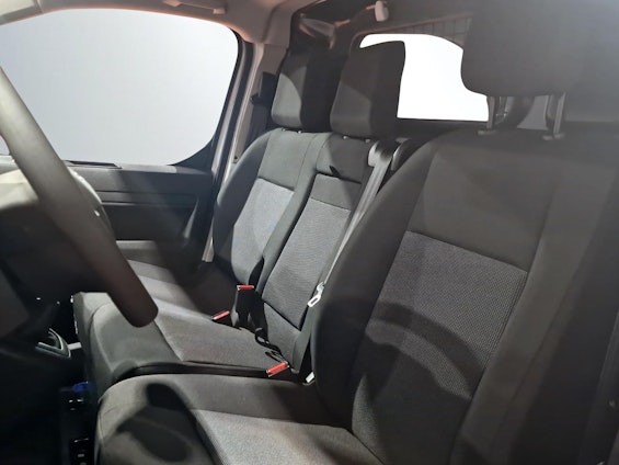 Vehicle image 10 Vehicle image 10